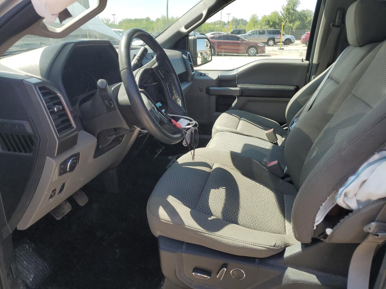 FORD F-150 SUPERCREW