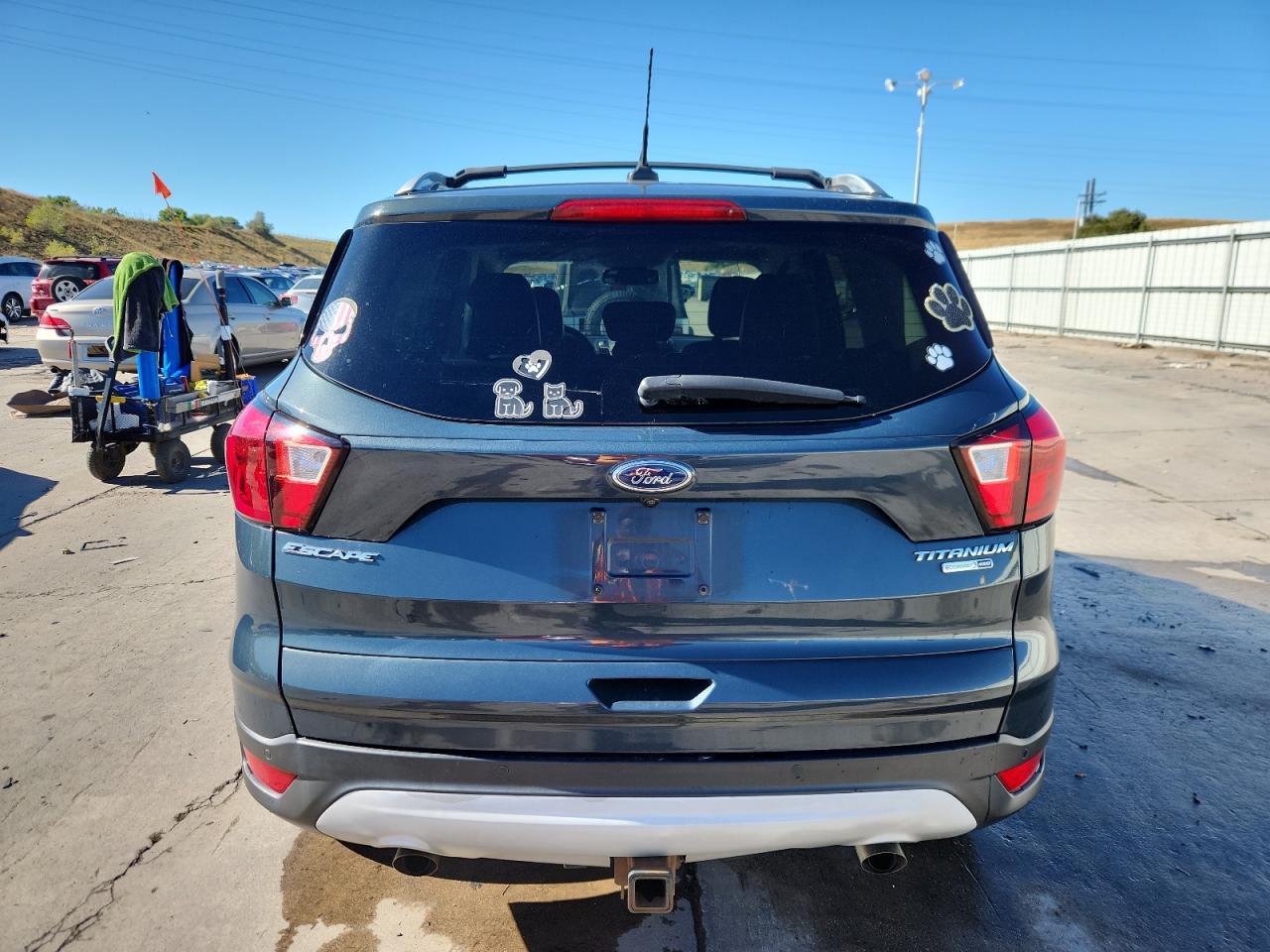 FORD ESCAPE TITANIUM