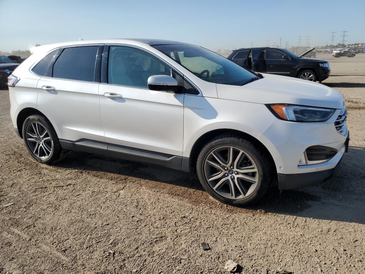 FORD EDGE TITANIUM
