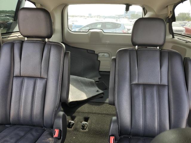 2016 CHRYSLER TOWN & COU 2C4RC1CG5GR149503