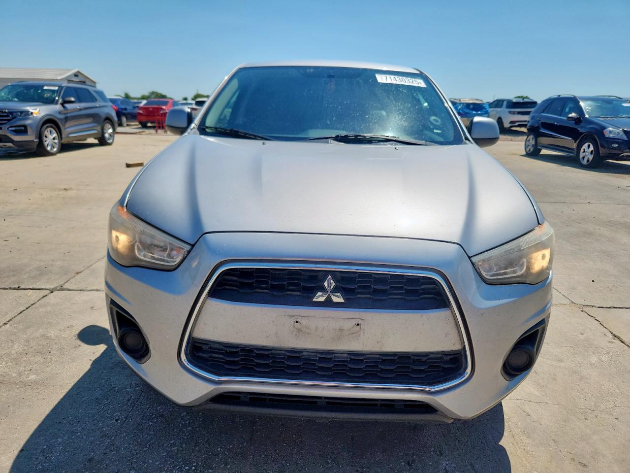 MITSUBISHI OUTLANDER ES