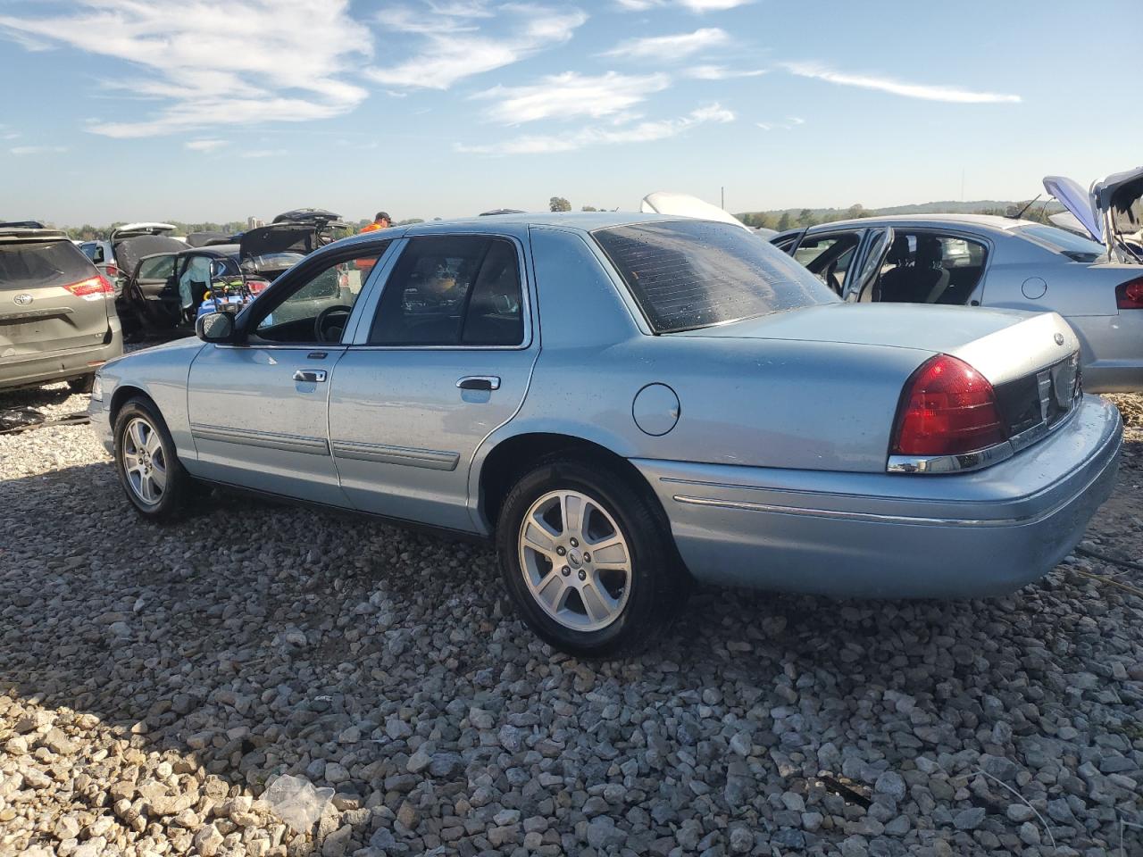 FORD CROWN VICTORIA LX