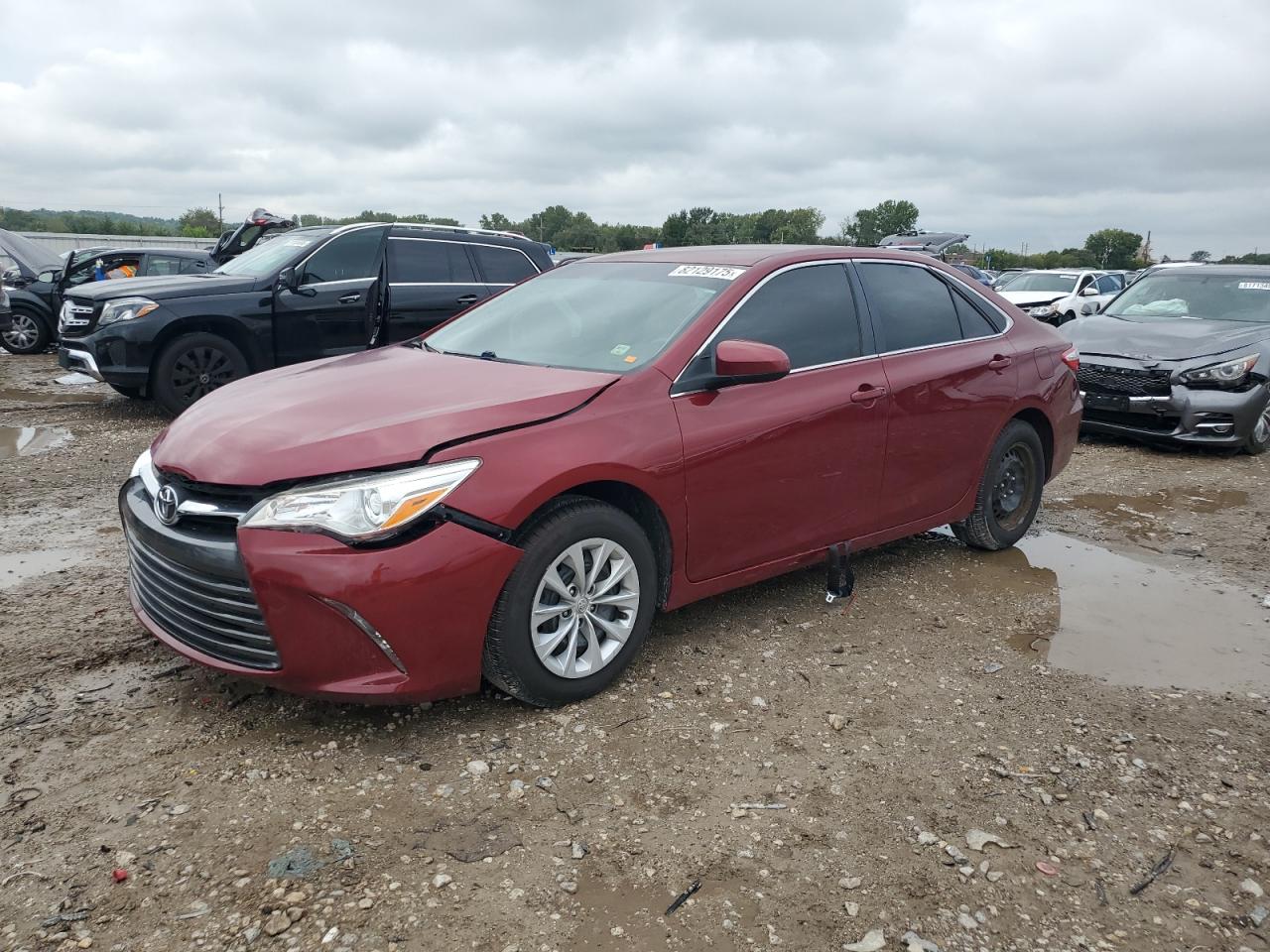 TOYOTA CAMRY LE