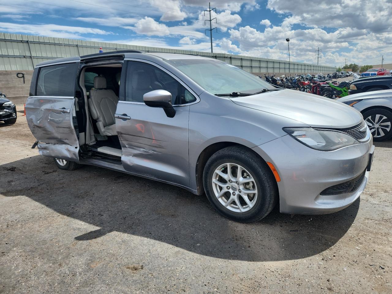 CHRYSLER VOYAGER LXI