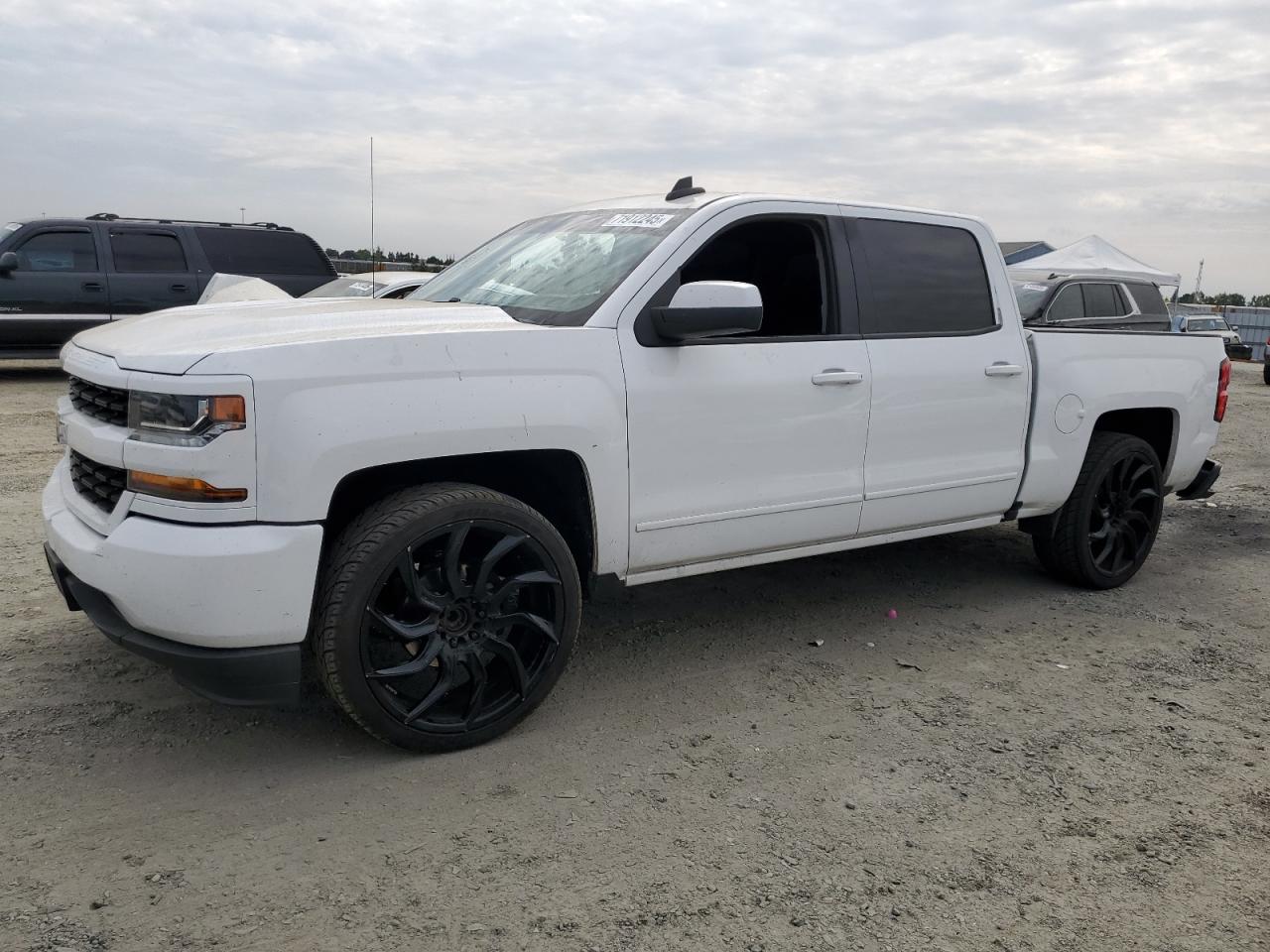 CHEVROLET SILVERADO C1500 LT