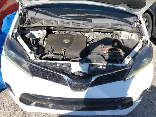 2018 TOYOTA SIENNA SE 5TDXZ3DC9JS930049