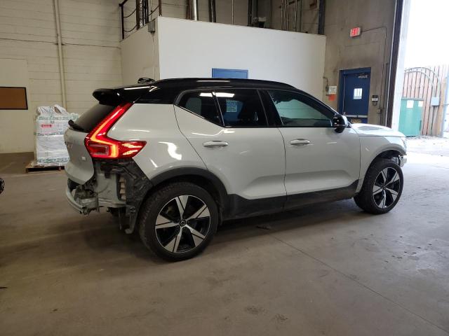 2021 VOLVO XC40 RECHA YV4ED3UR7M2588698