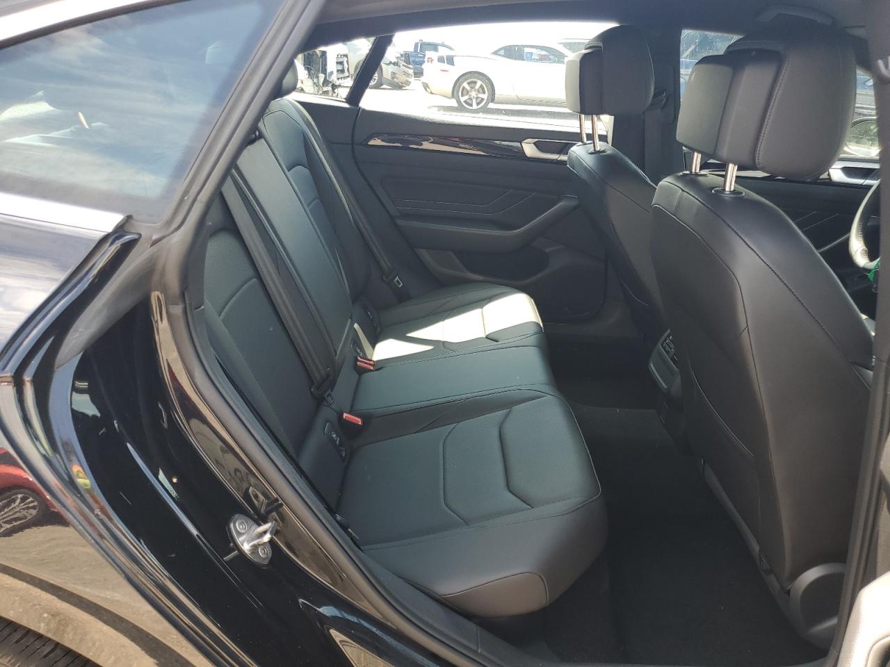 VOLKSWAGEN ARTEON SE R-LINE