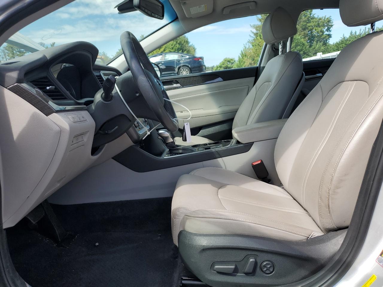 HYUNDAI SONATA SPORT