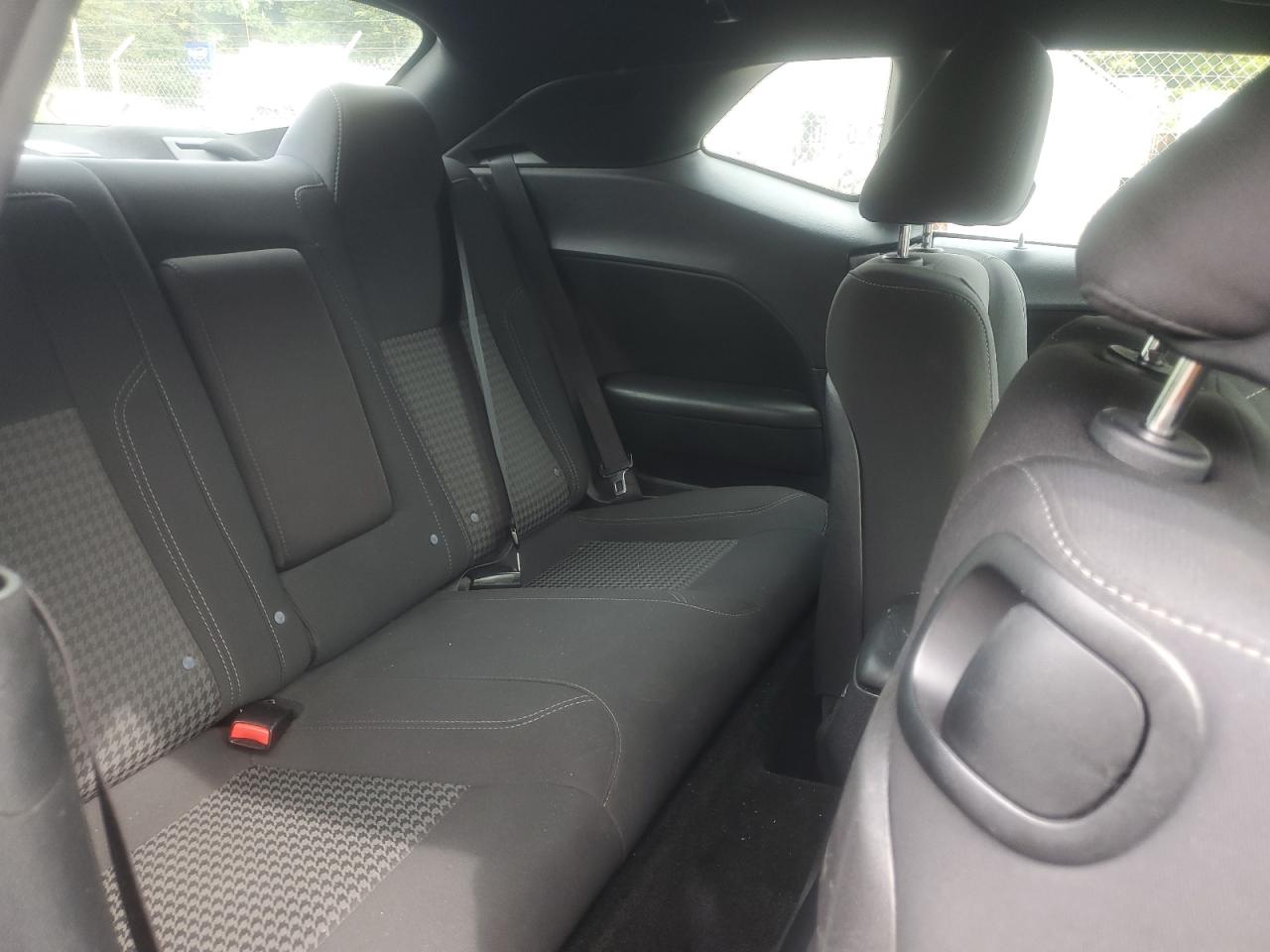 DODGE CHALLENGER SXT