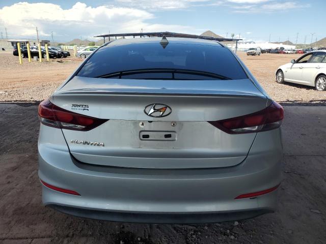 2018 HYUNDAI ELANTRA SE 5NPD84LF2JH227020