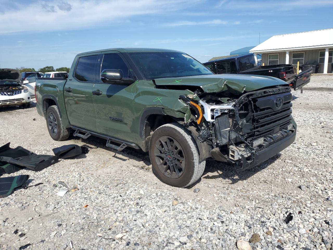 TOYOTA TUNDRA CREWMAX SR