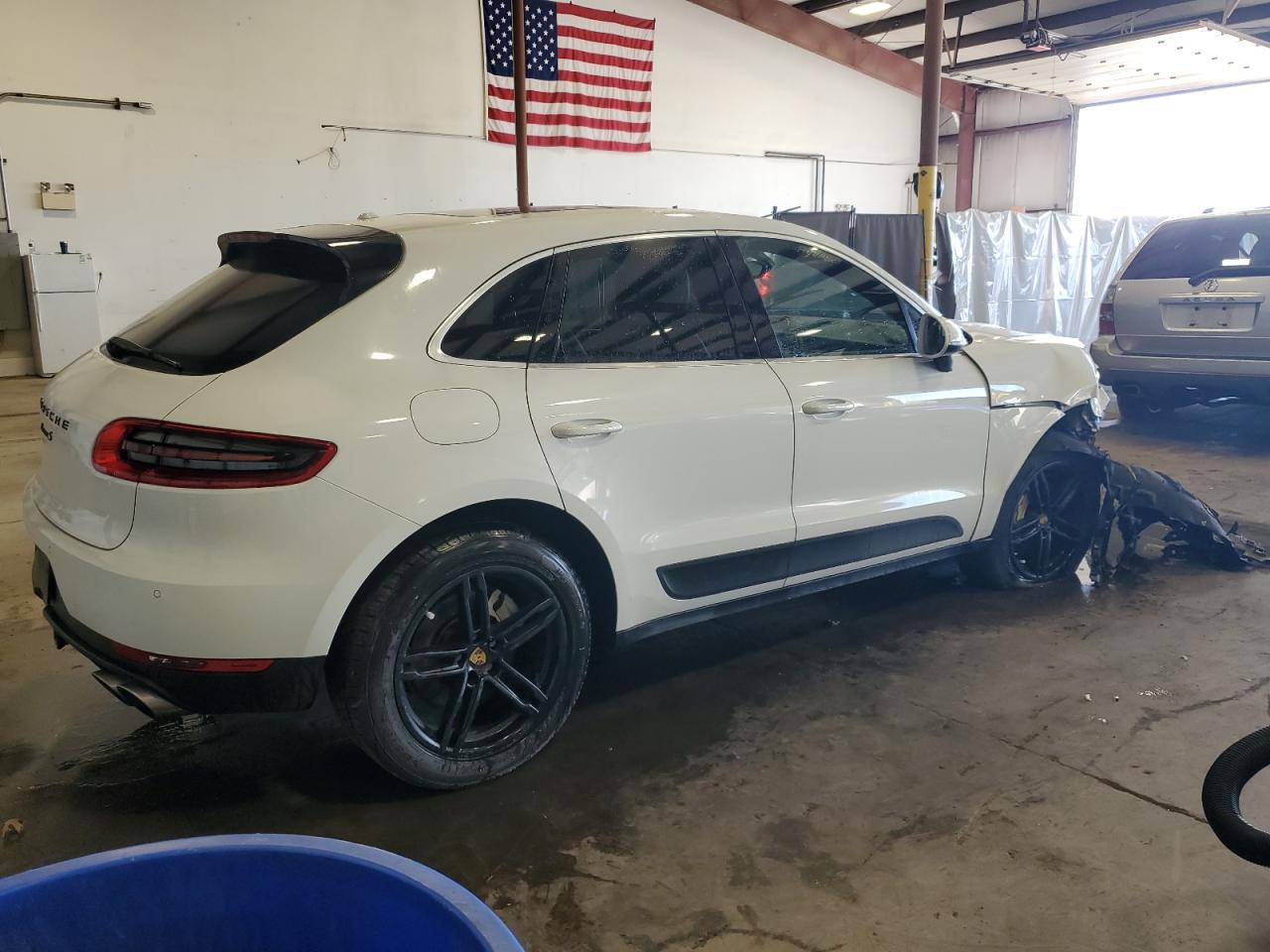 PORSCHE MACAN S