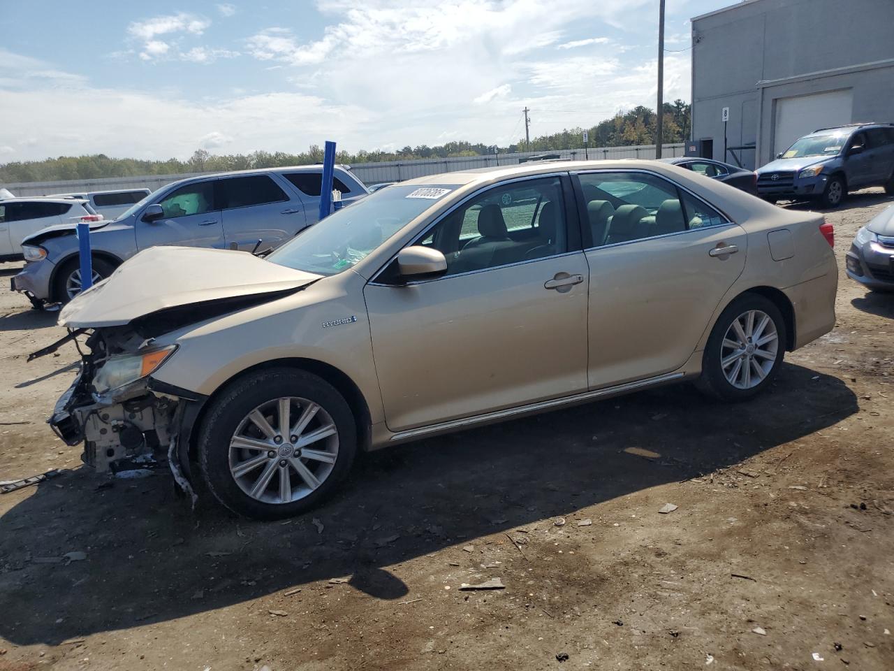 TOYOTA CAMRY HYBRID