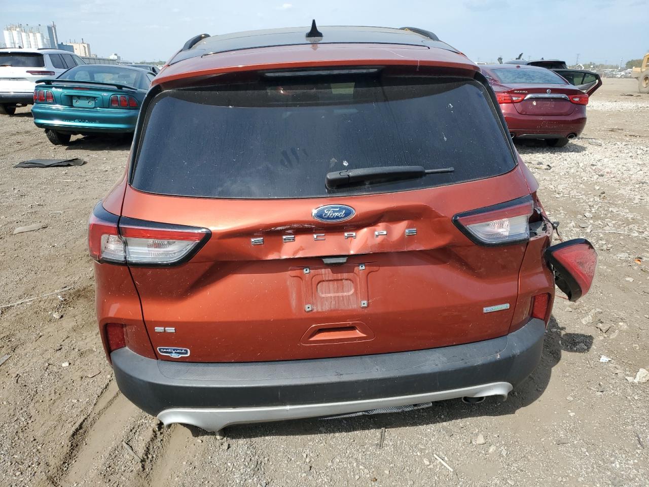 FORD ESCAPE SE