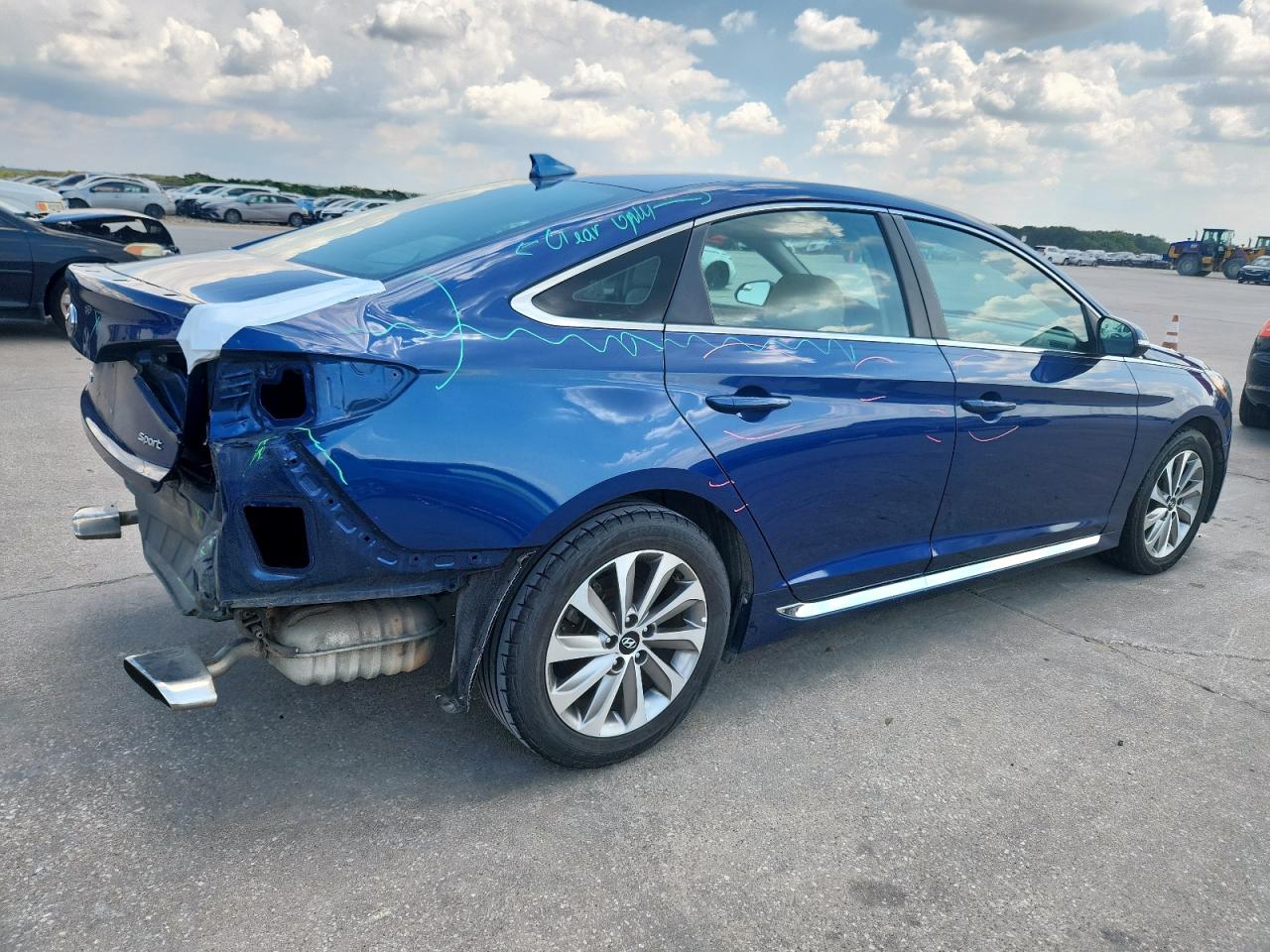 HYUNDAI SONATA SPORT