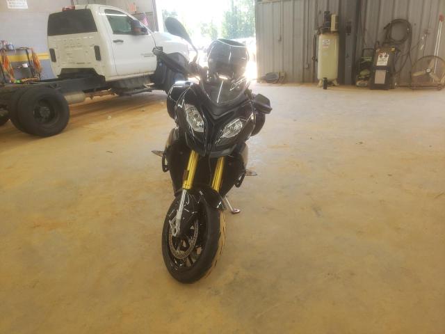 2019 BMW S 1000 XR WB10D1304KZ463860