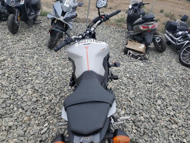 2019 YAMAHA MT09 C JYARN53Y1KA001187