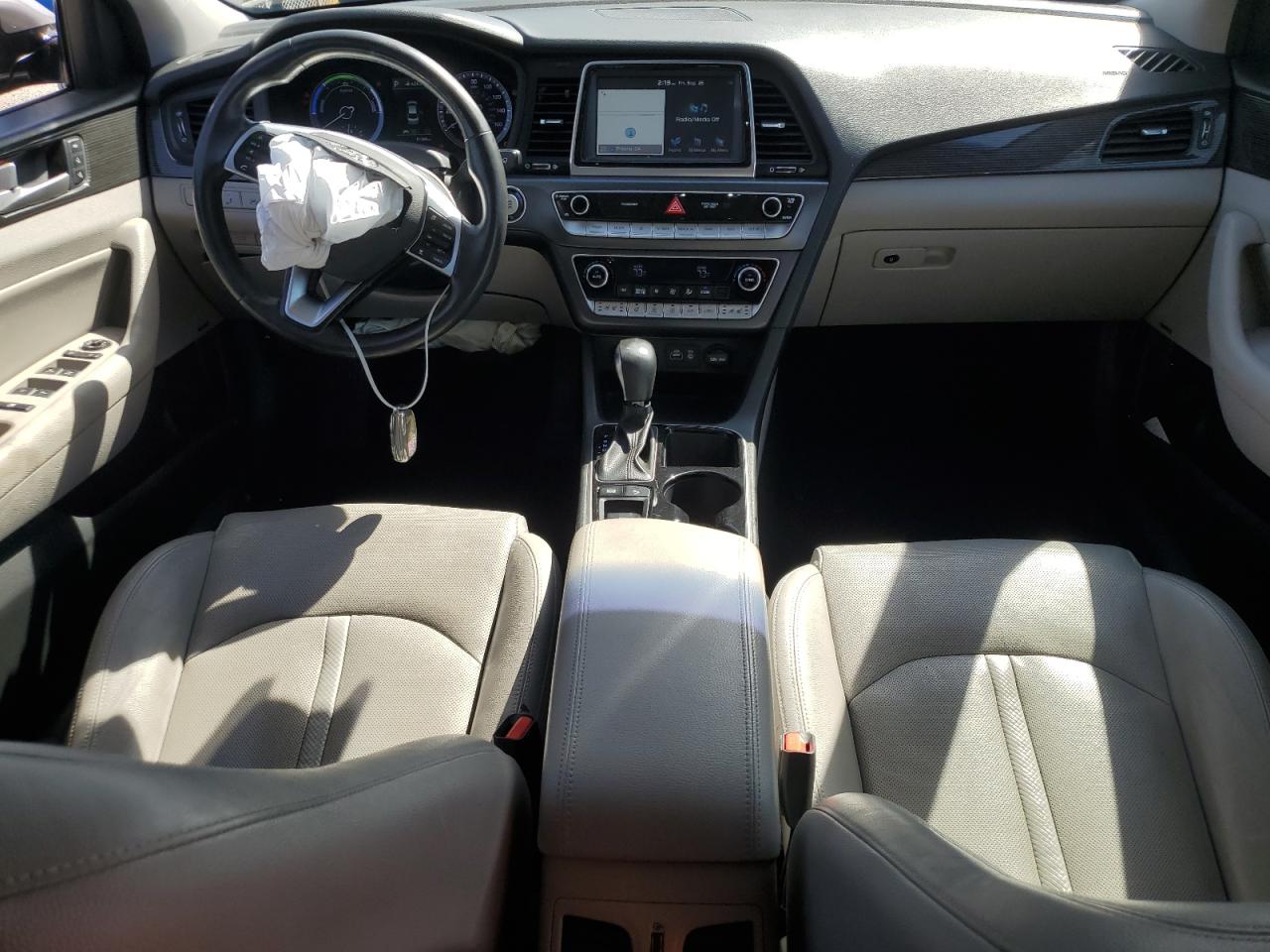 HYUNDAI SONATA HYBRID