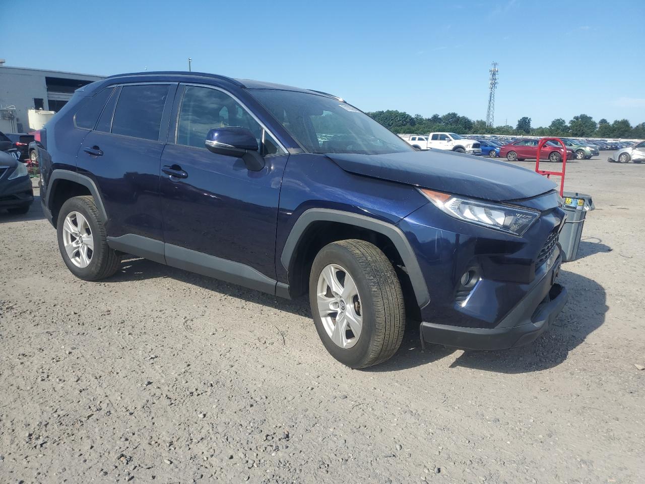 TOYOTA RAV4 XLE