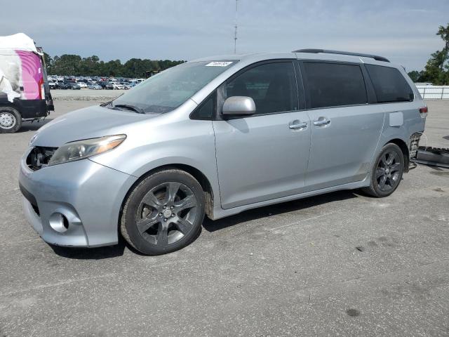 2016 TOYOTA SIENNA SE 5TDXK3DC2GS750246