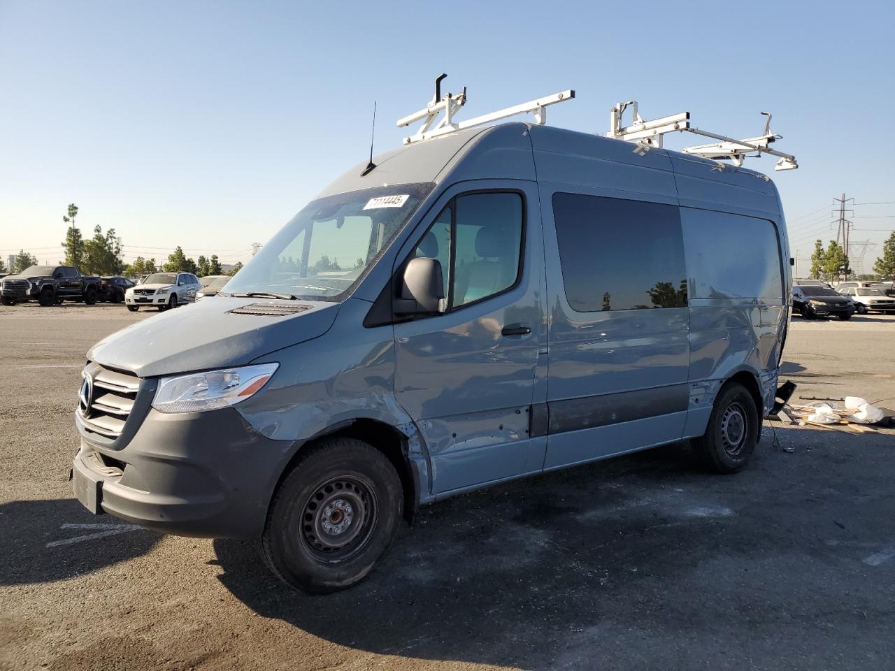 MERCEDES-BENZ SPRINTER 2500