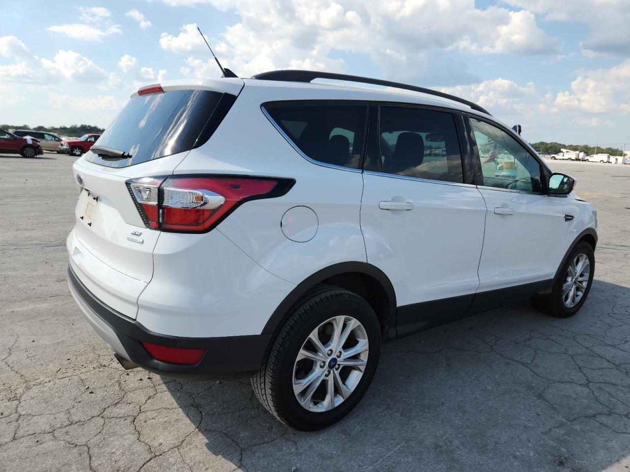 FORD ESCAPE SE