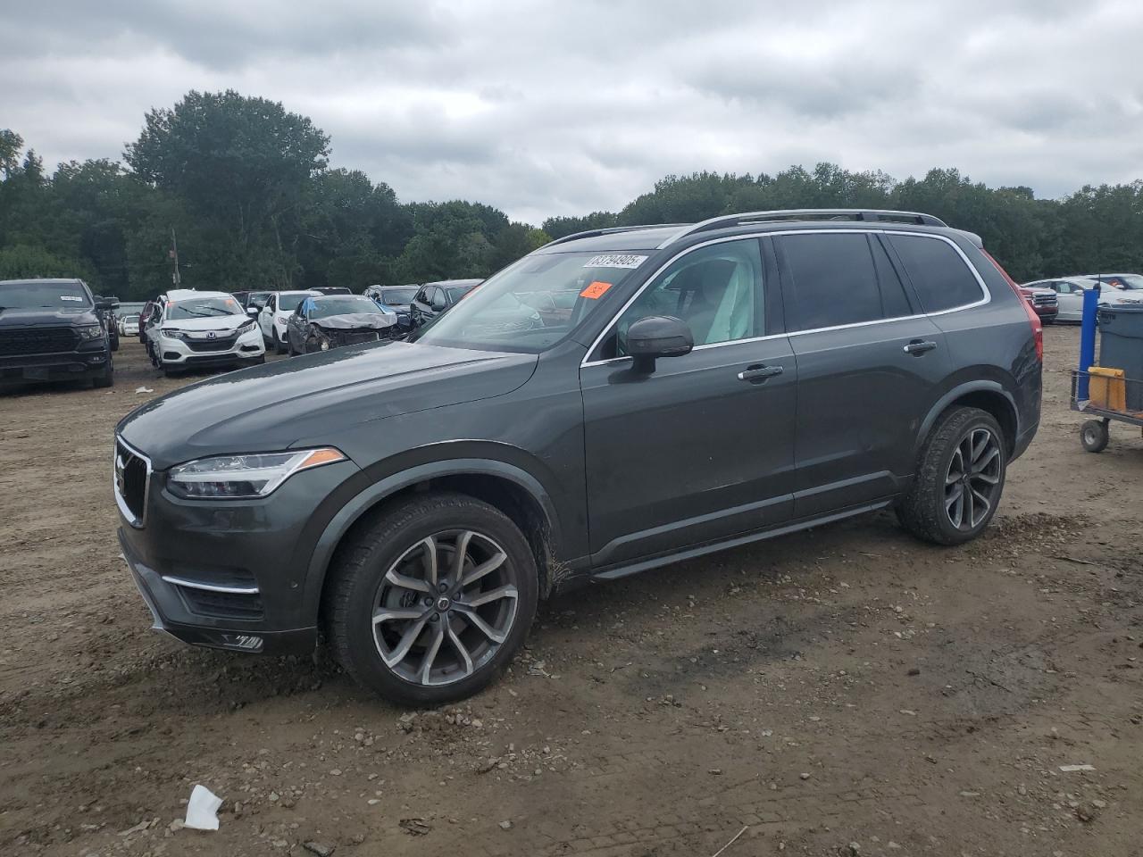 VOLVO XC90 T5