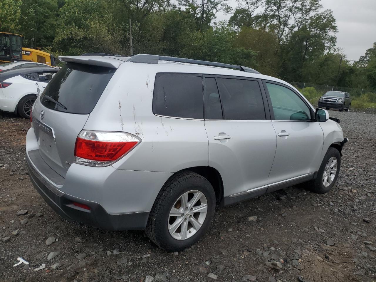 TOYOTA HIGHLANDER BASE