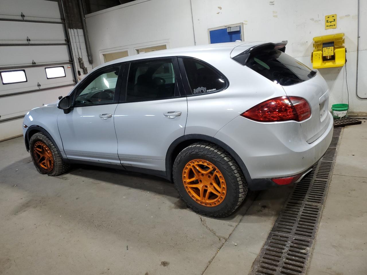 PORSCHE CAYENNE S
