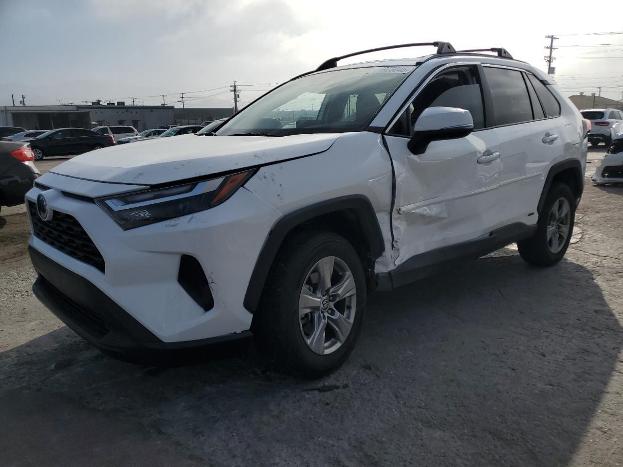 TOYOTA RAV4 XLE