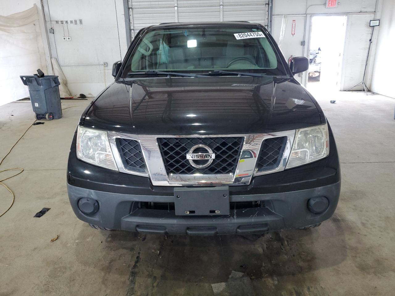 NISSAN FRONTIER S