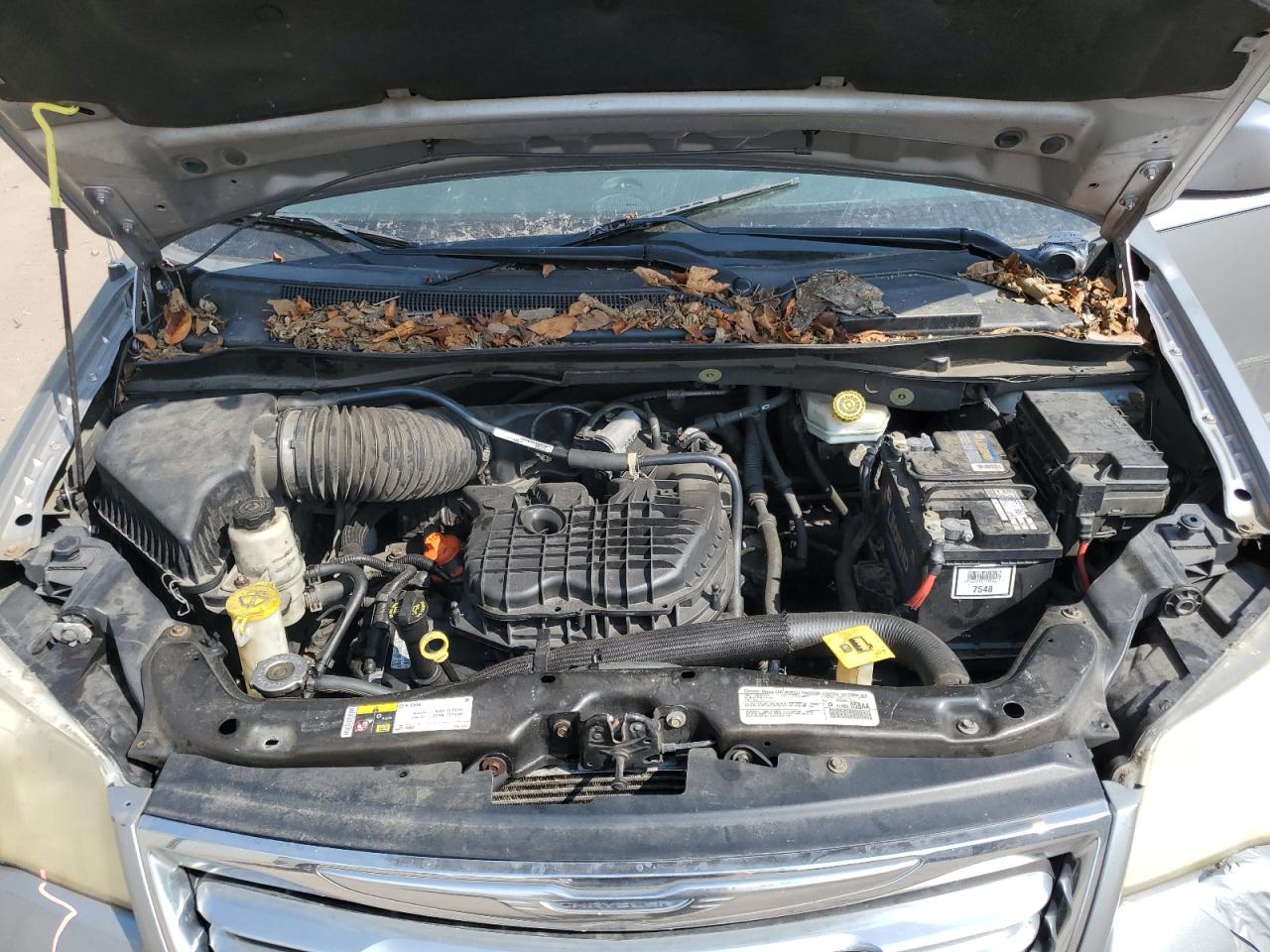 CHRYSLER TOWN & COUNTRY TOURING