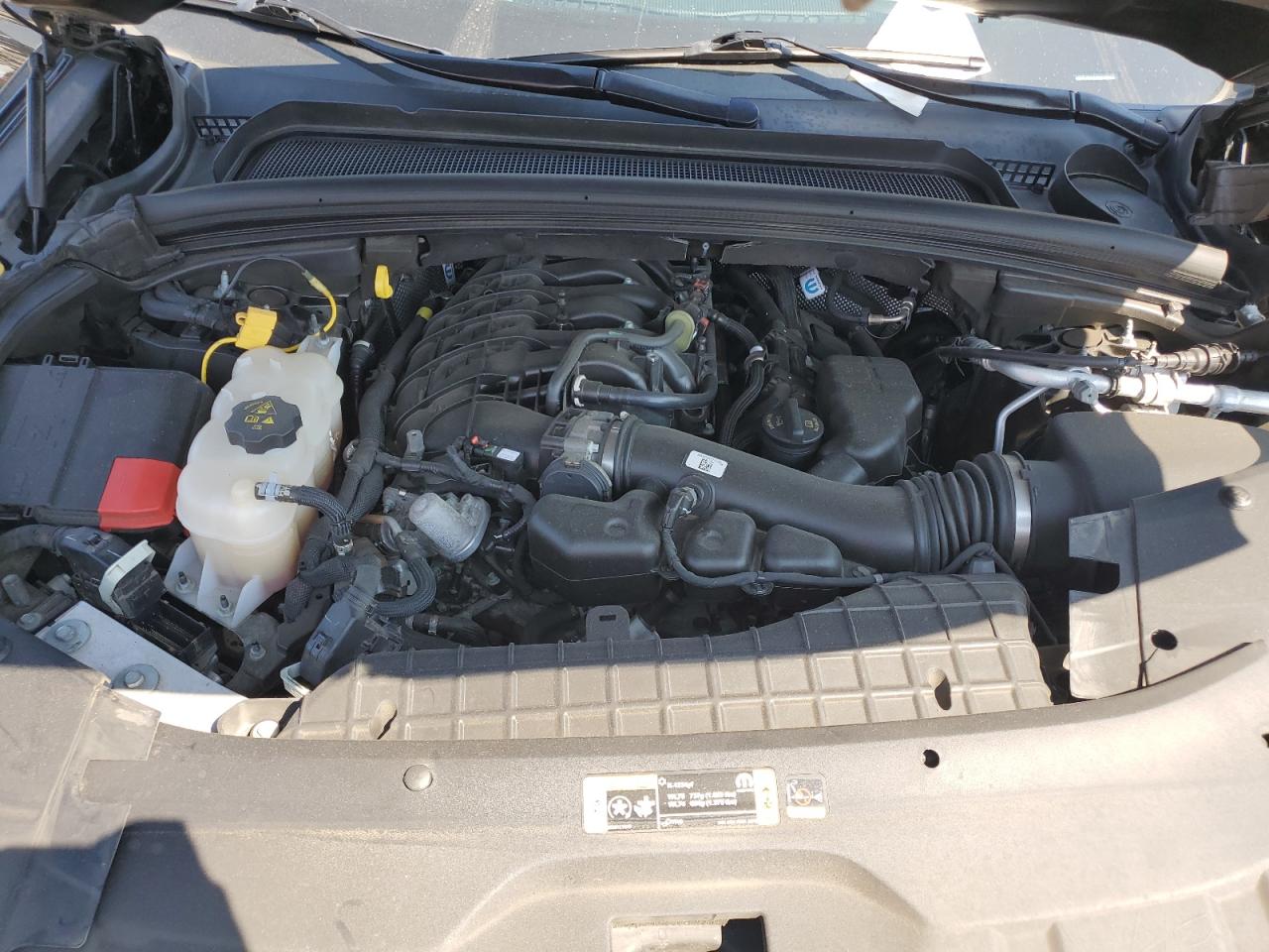 JEEP GRAND CHEROKEE L LAREDO