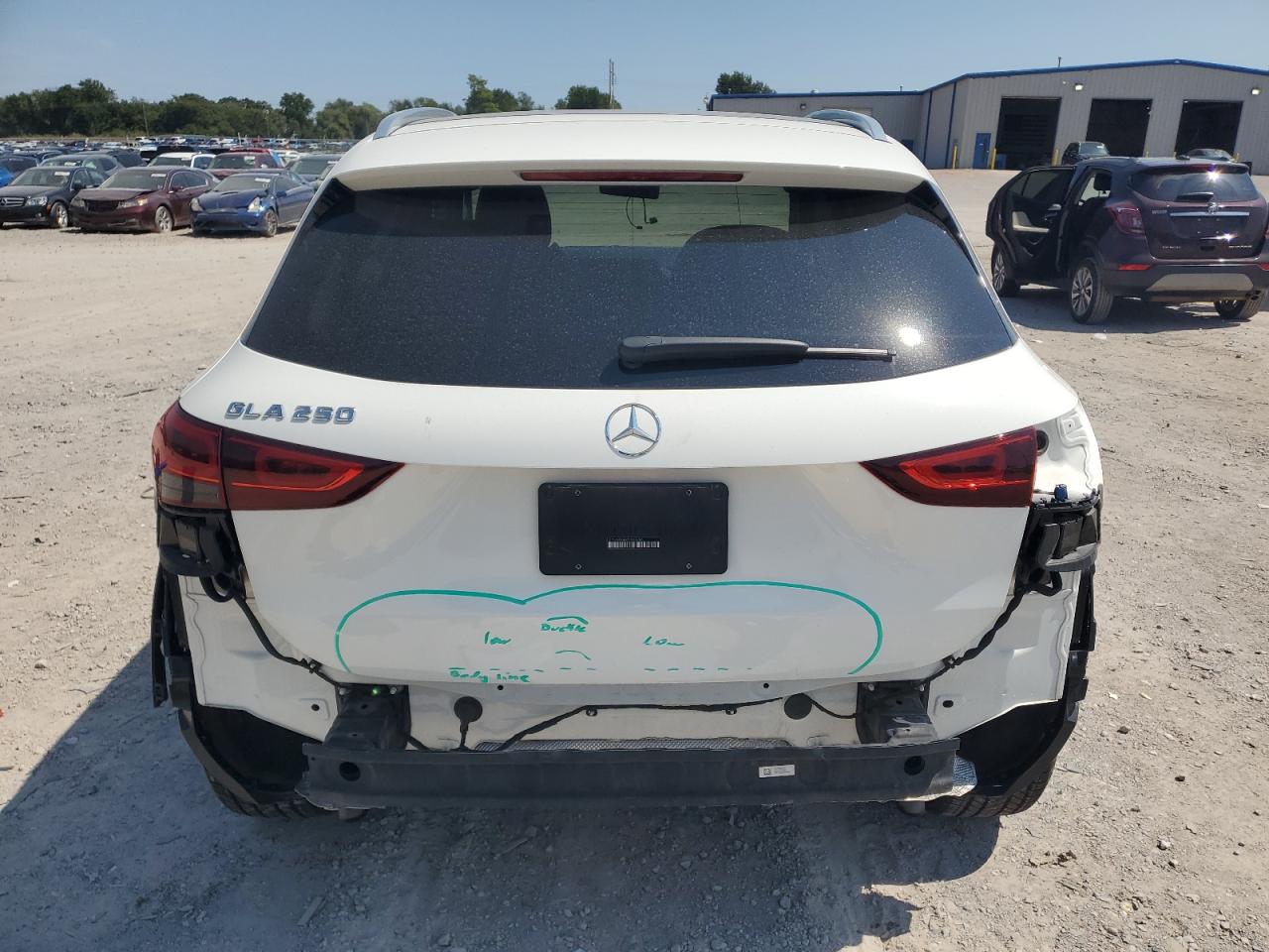 MERCEDES-BENZ GLA-CLASS 250