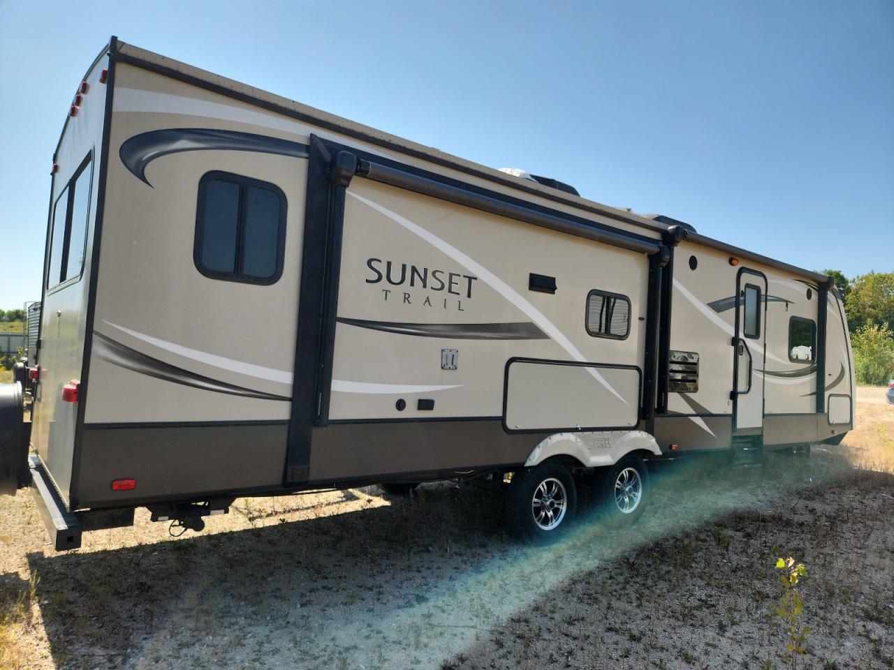 Lot #3282613870 2015 CROSSROADS SUNSET TRA