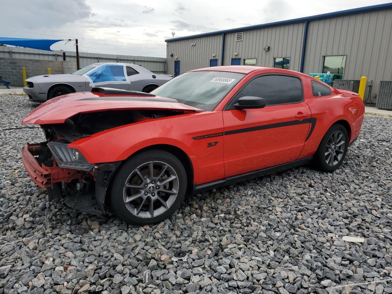 FORD MUSTANG