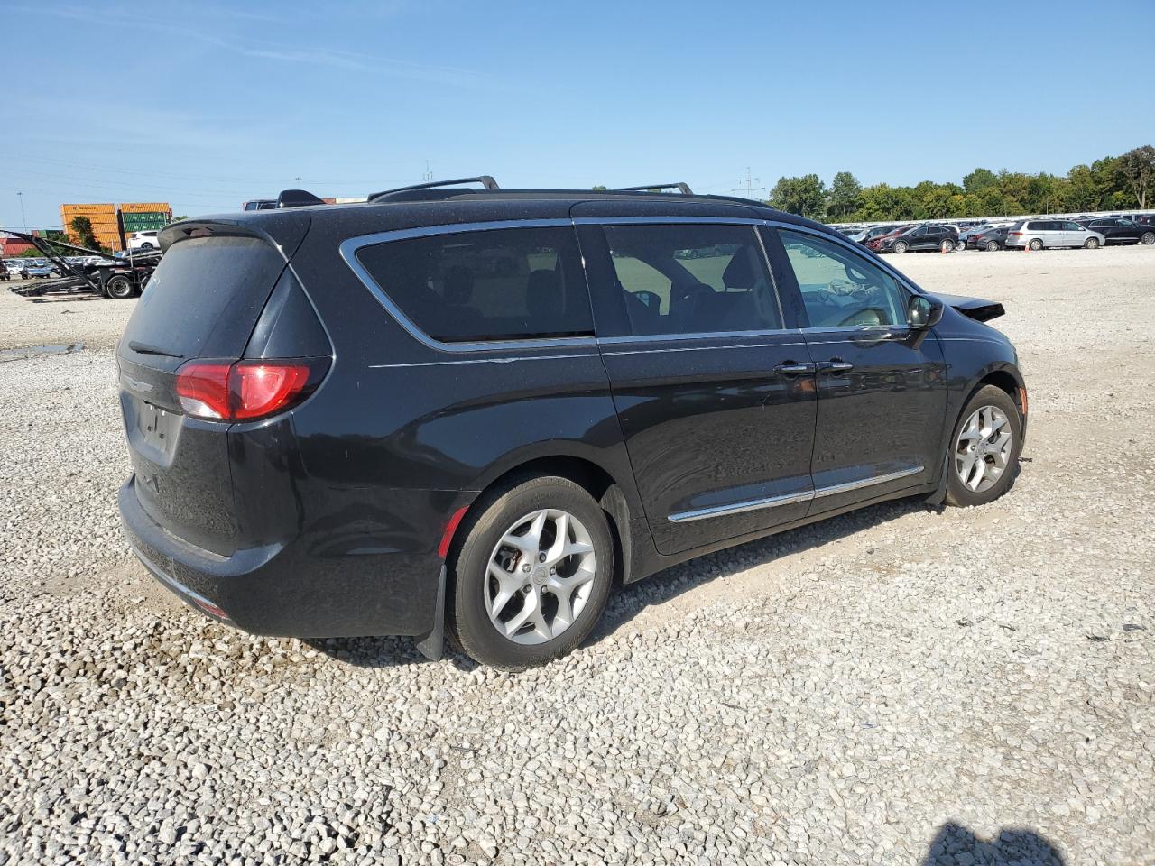 CHRYSLER PACIFICA TOURING L