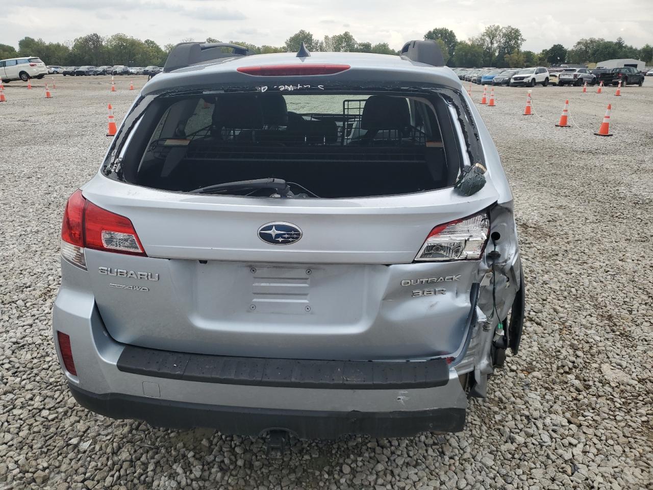 SUBARU OUTBACK 3.6R LIMITED