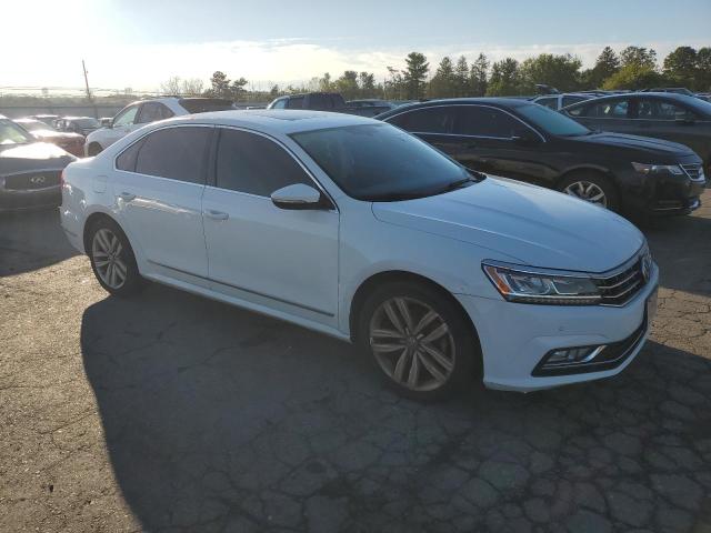 2017 VOLKSWAGEN PASSAT SE 1VWGT7A34HC027510