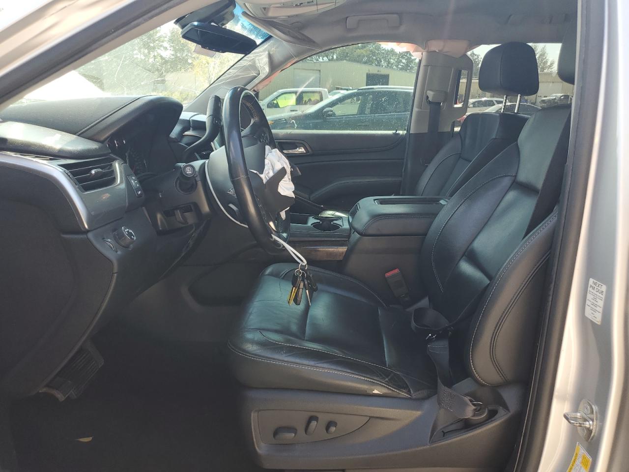 CHEVROLET SUBURBAN C1500 LT