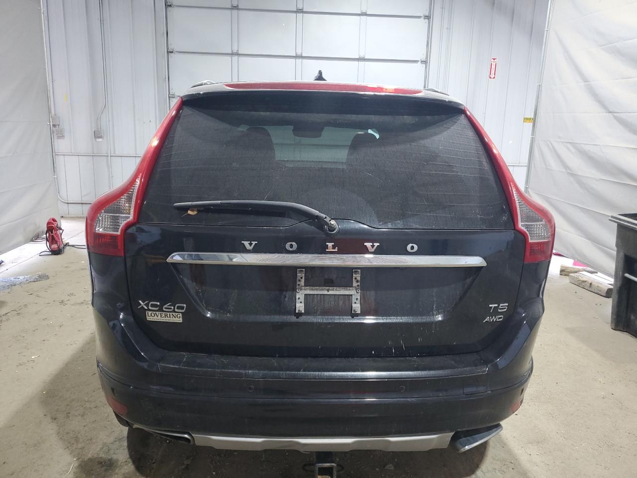 VOLVO XC60 T5 INSCRIPTION