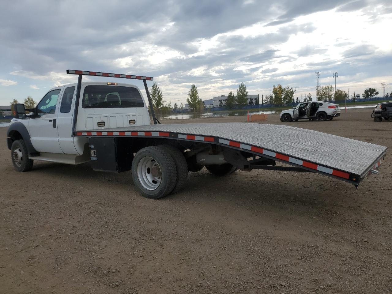 FORD F-550 SUPER DUTY