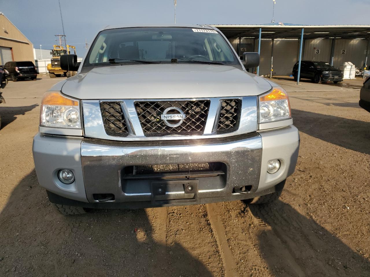 NISSAN TITAN S