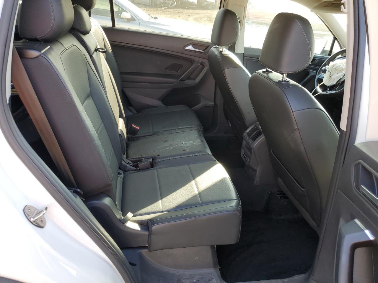 VOLKSWAGEN TIGUAN SE