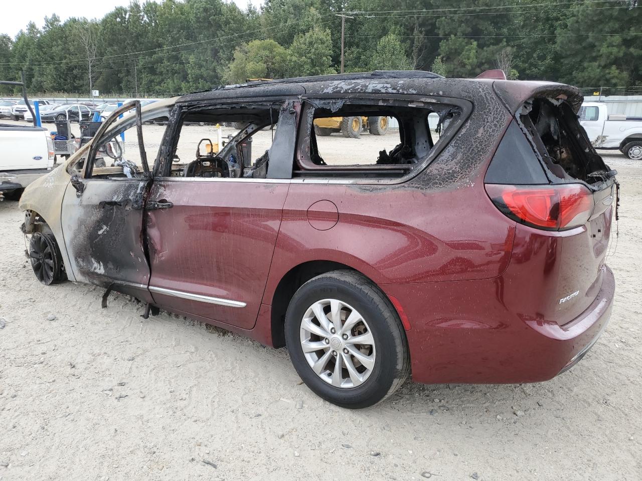 CHRYSLER PACIFICA TOURING L
