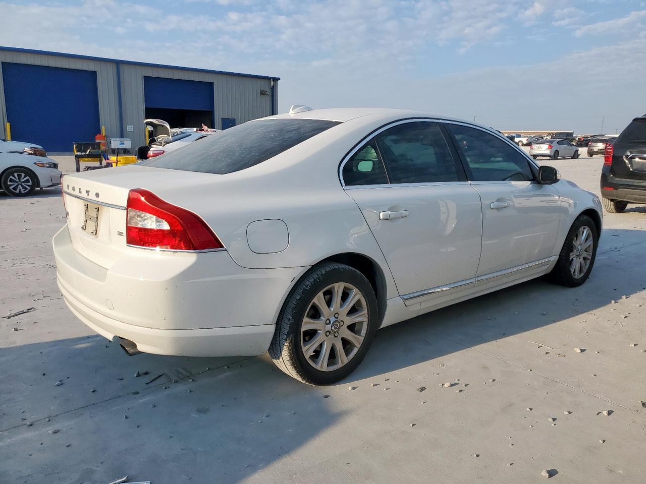 VOLVO S80 3.2