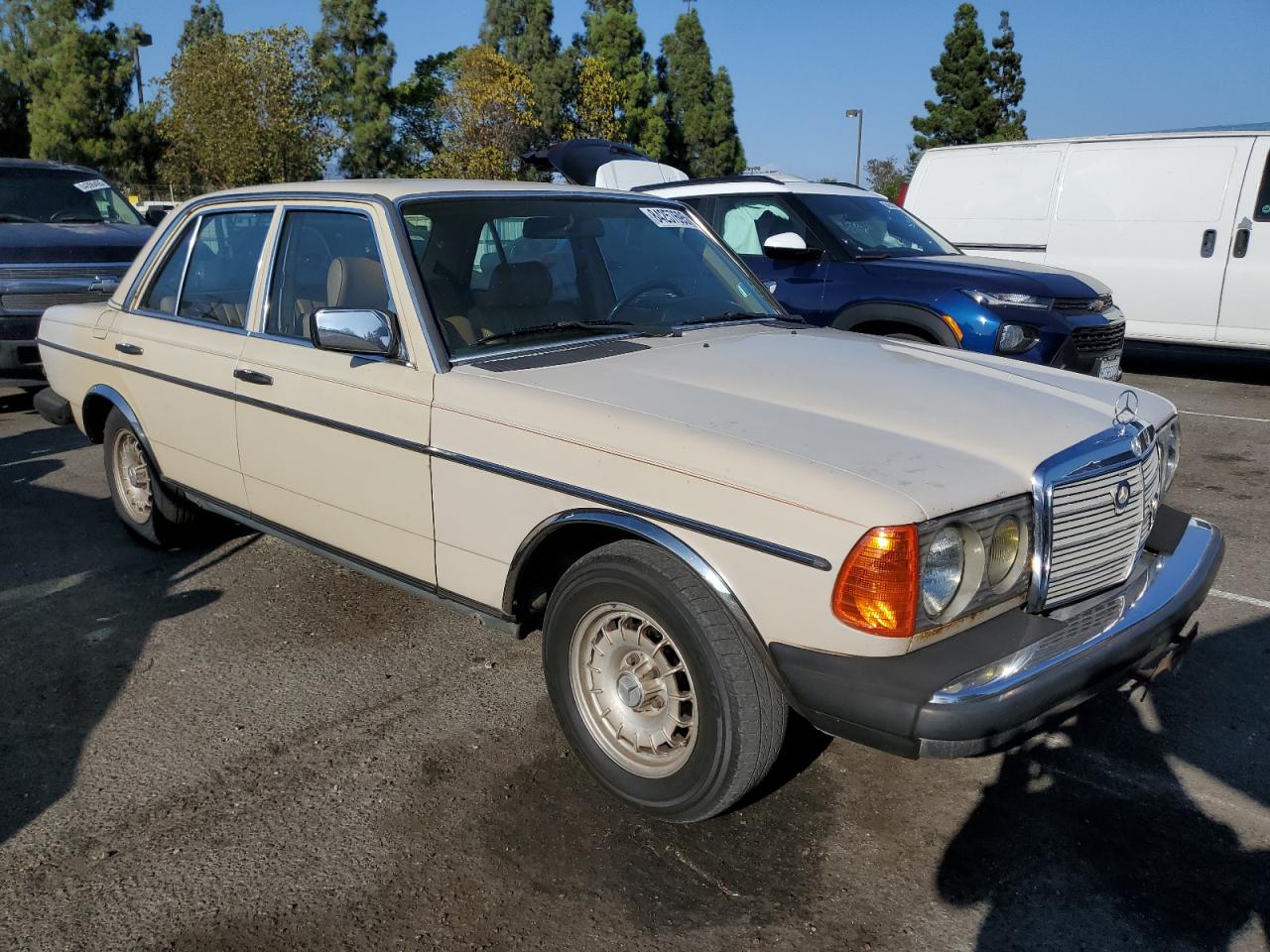 Lot #3265987545 1984 MERZ 300 DT