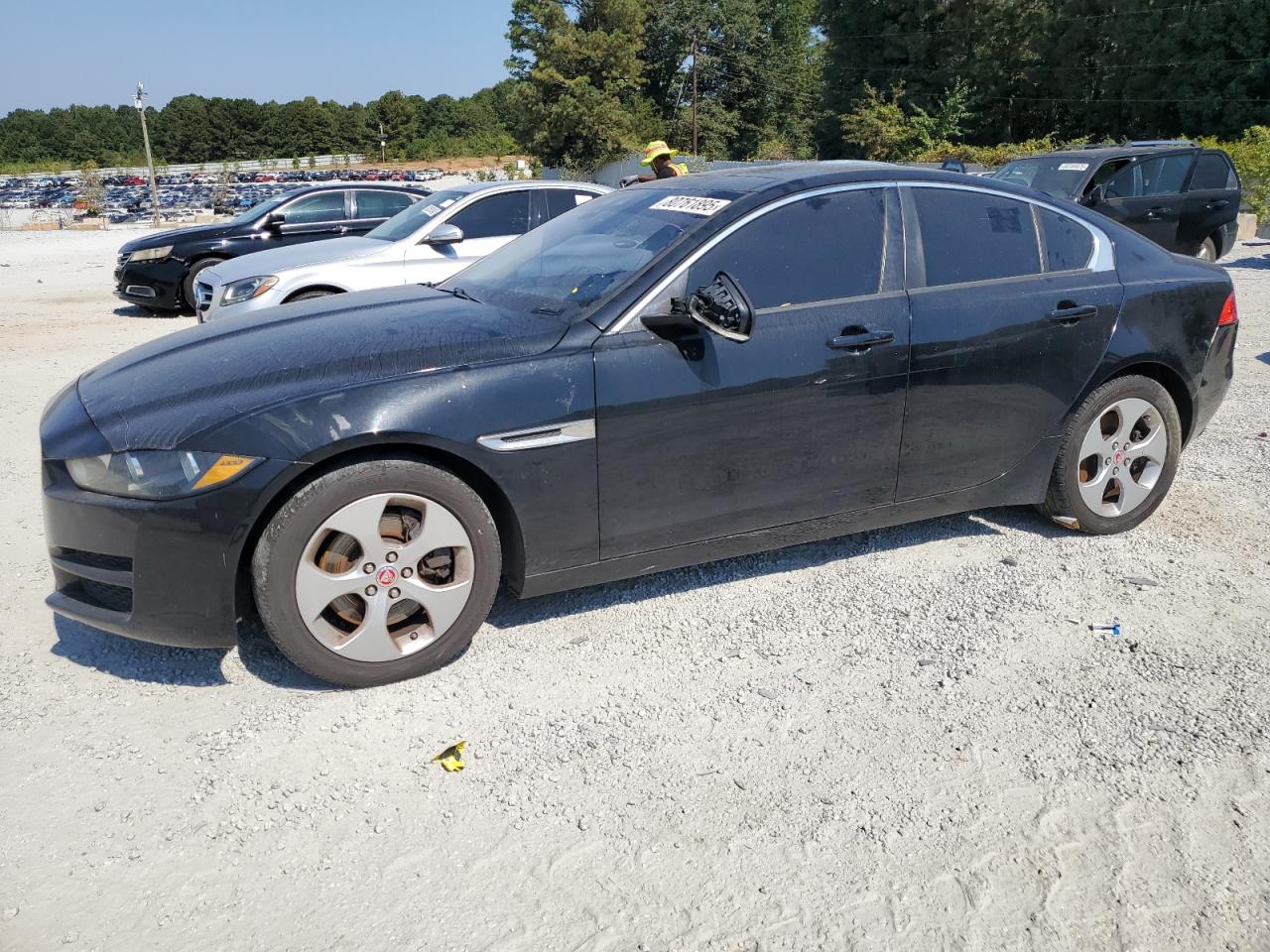 JAGUAR XE