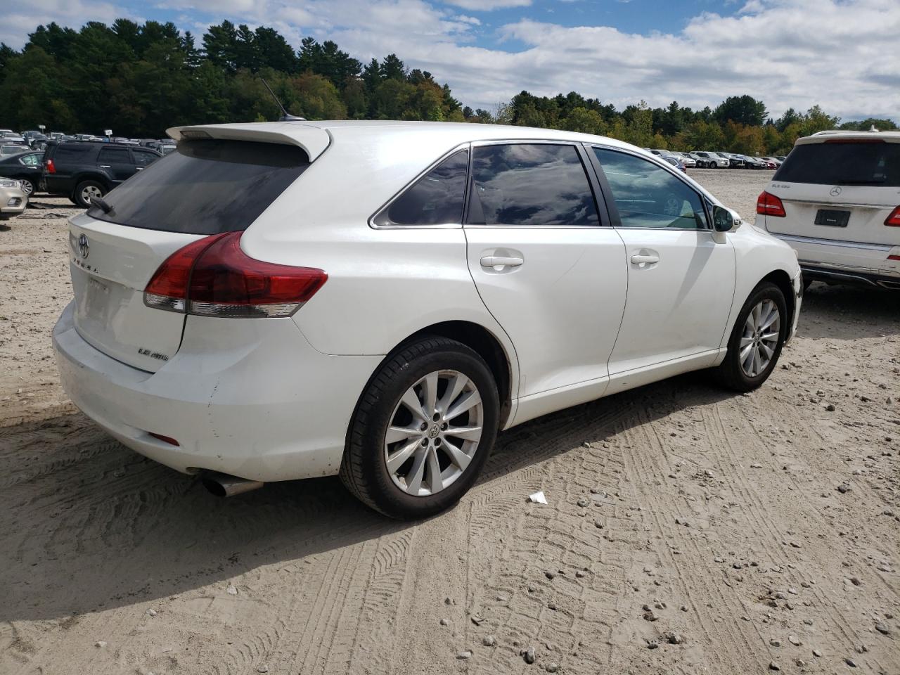 TOYOTA VENZA LE